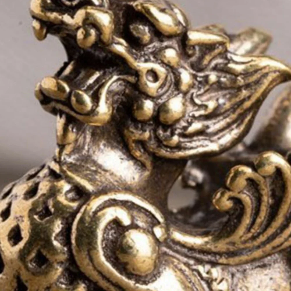 Small Ornaments Retro Antique Solid Copper Decor Chinese Zodiac Qilin Dragon Pendant Chinese Style Vintage Supplies Useful Items