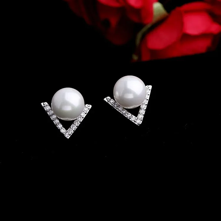 S925 Sterling Silver Stud Earrings for Women with Diamond Temperament Pearl V Shaped Triangular Design Fashion Jewelry Gift