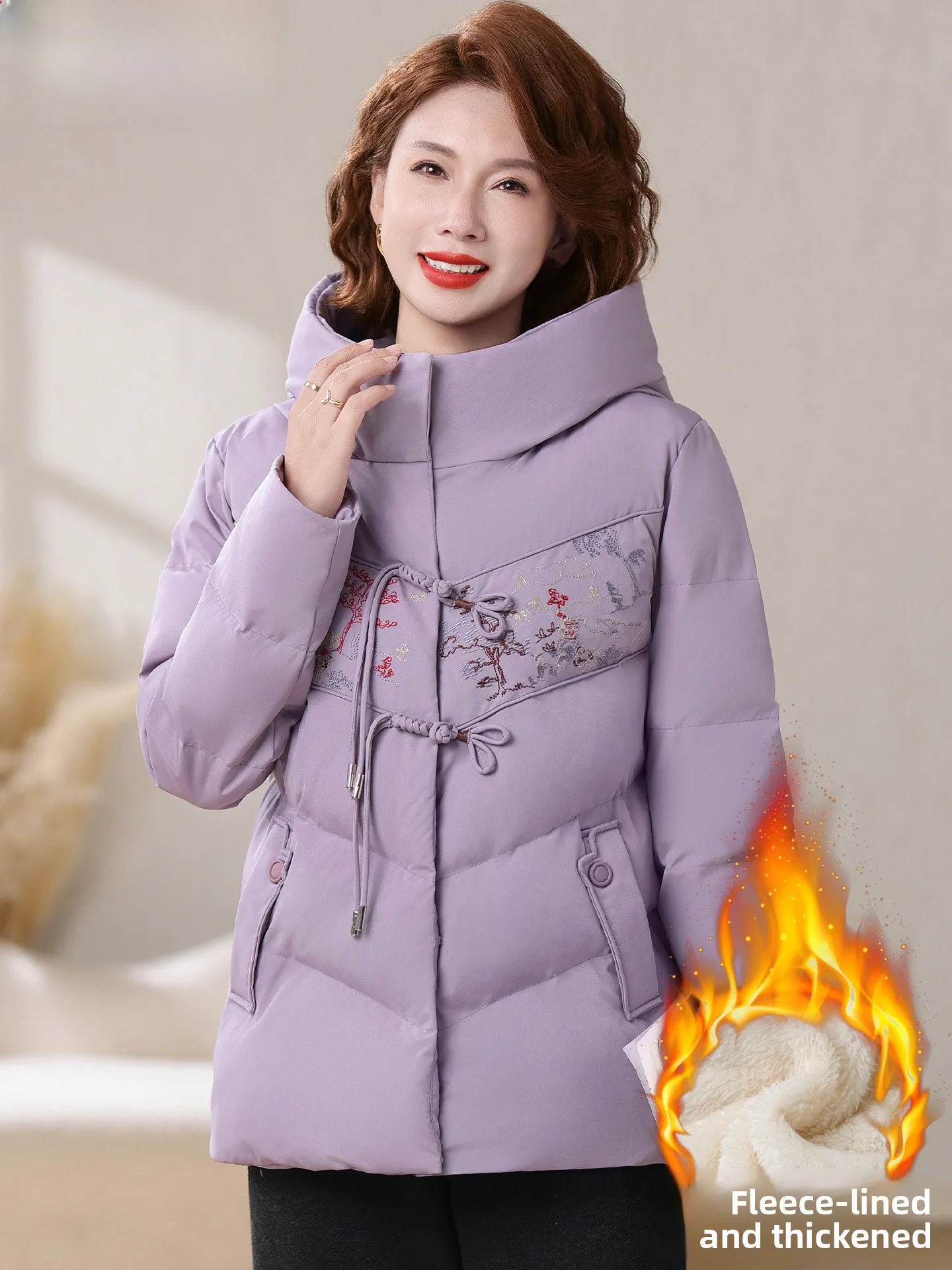 

Утепленная зимняя куртка для женщин старше 50 лет: теплое хлопковое пальто с капюшоном, прямой крой, модный дизайн