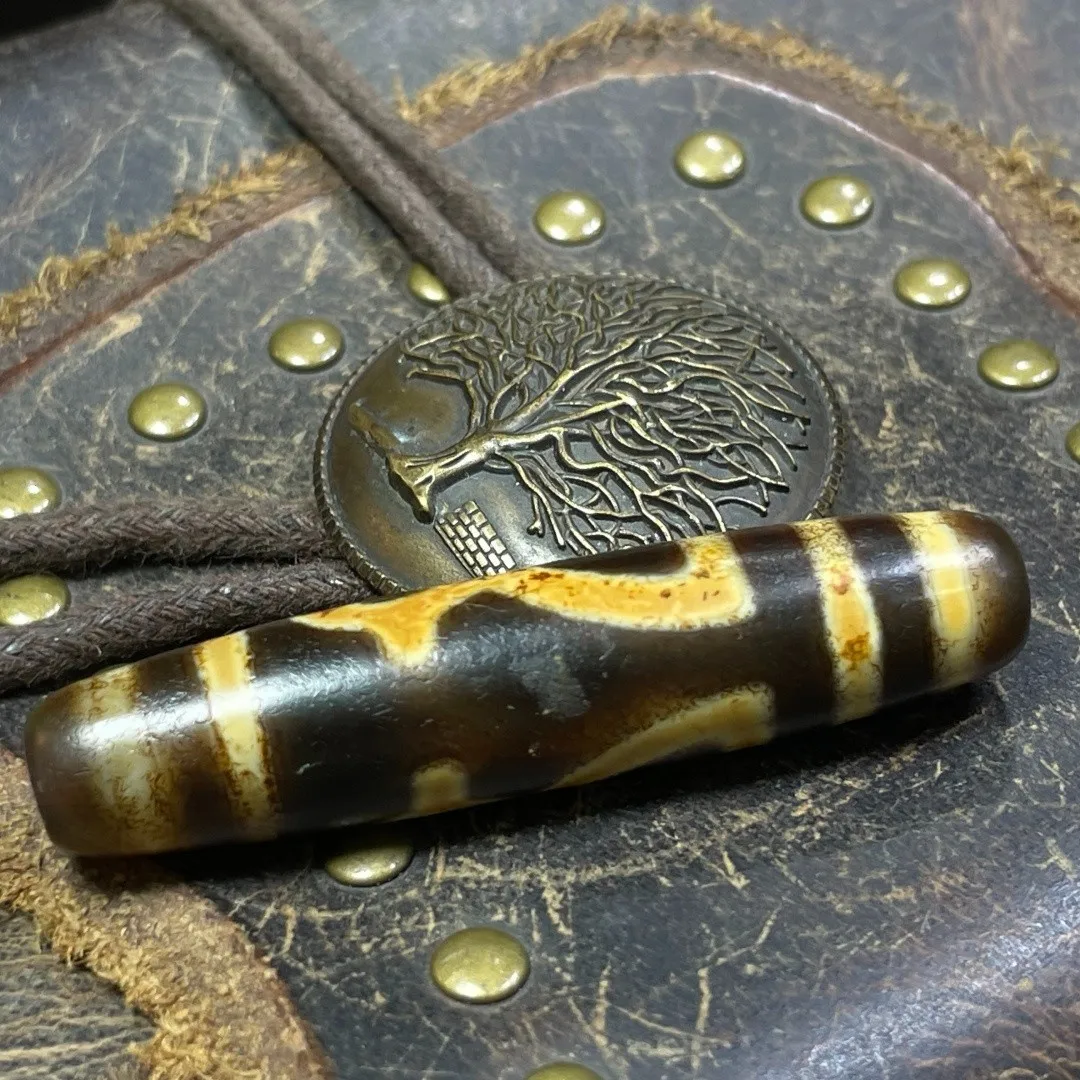 Tibetan Nepalese Himalayan Bead Ancient agate Old Dzi Talisman eye Bead Amulet
