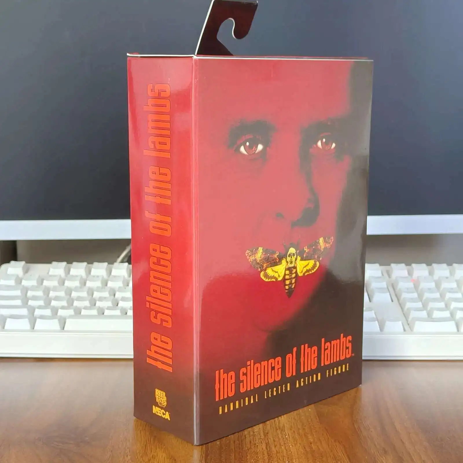 NECA جديد صمت الحملان هانيبال ليكتر جايل كسر عمل نموذج لجسم لعبة لطيف دمية مشتركة المنقولة هدية الكريسماس