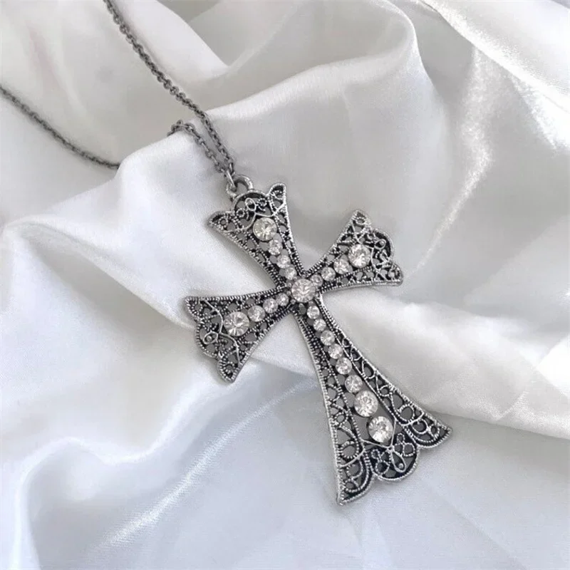 Strass Kreuz Halskette großes Kreuz Anhänger Gothic Y2k Grunge Schmuck klobige Vintage Frauen perfekte Aussage Mode Geschenk