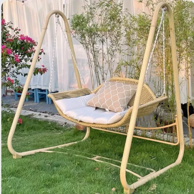 Кресло-качалка для улицы