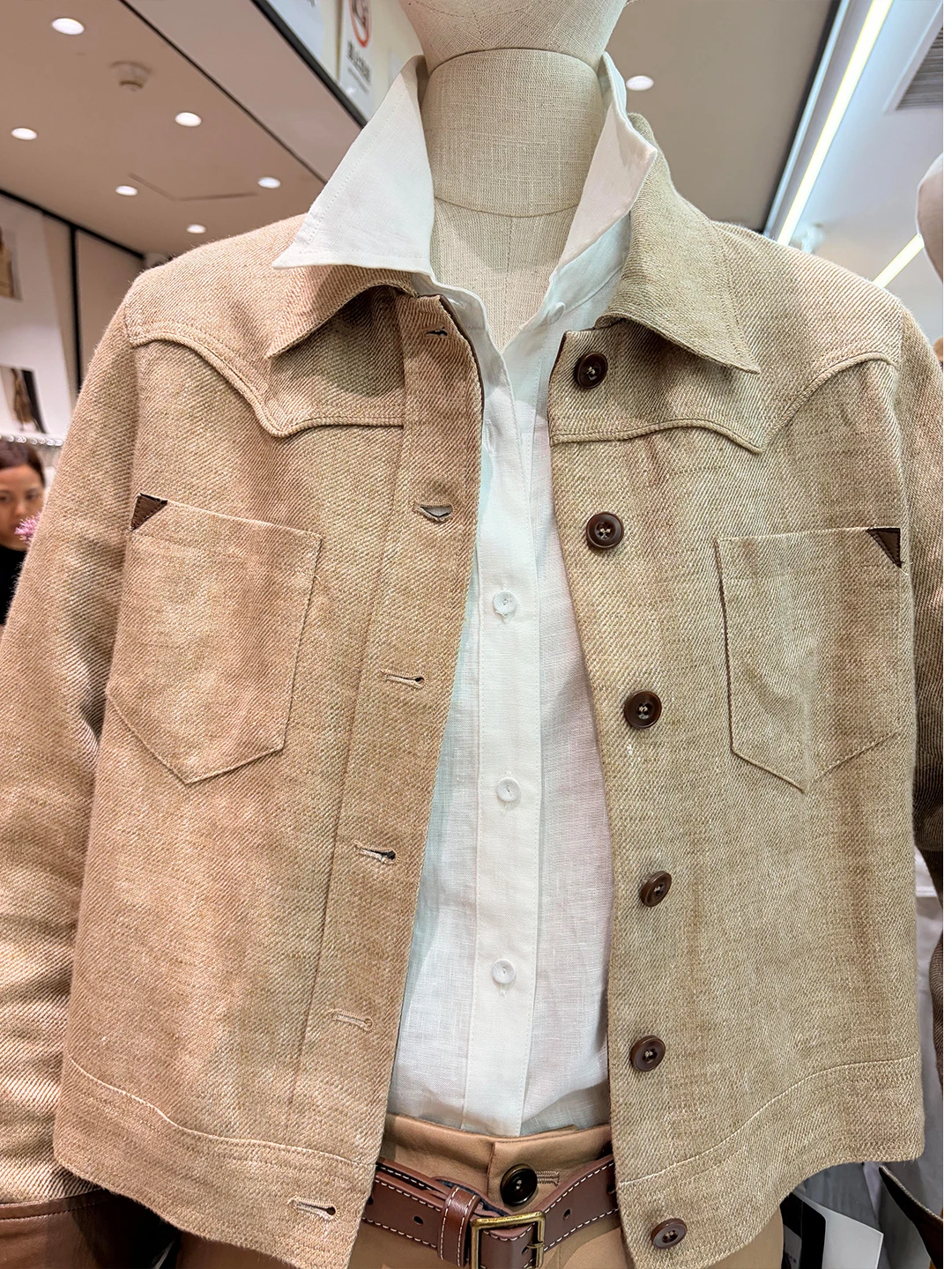 Kaki Color Linen Short Jacket Women's Early Autumn 2026 New Retro High-End Cotton Linen Top Casual Style Loose Fit Long Sleeve