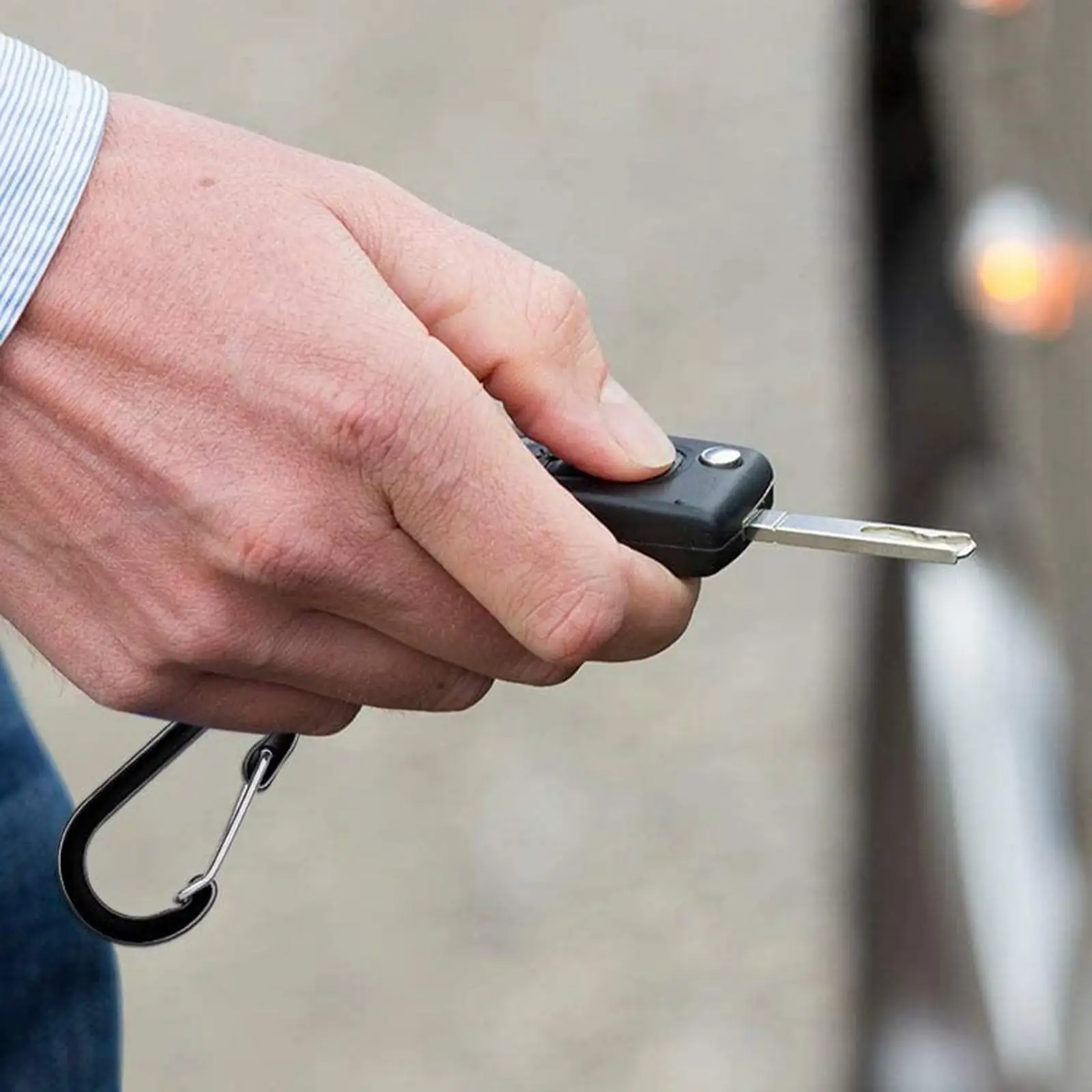 Retractable Key Chain Steel Wire Name Card Holder with Rotatable Safety Clip for Keychain Handbag and Office Badge Use