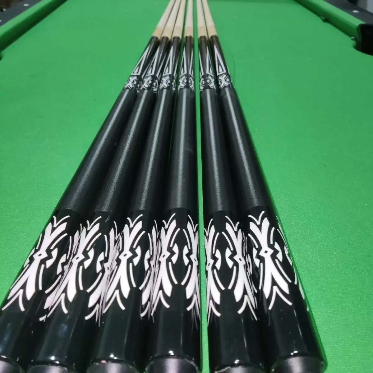 عظة بلياردو من خشب القيقب عالي الجودة مع عمود من ألياف الكربون ومفصل فولاذي 13 مم تصميم خفيف الوزن لحمام السباحة والسنوكر #2