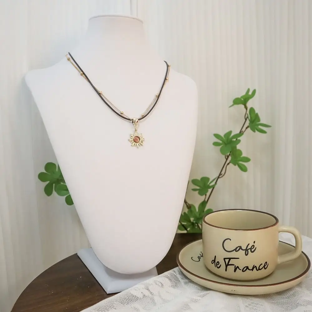 Luxury Resin Charm Chokers Brown Sun Pendant Adjustable Rope Chain Pendant Necklace
