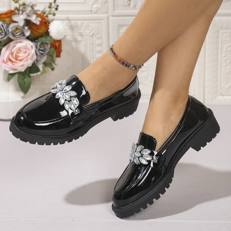 

Thick-soled, Large-sized, Small-shoe Women's 2025 New Retro British Style, Versatile Black Loafers, Thick-heeled Single Shoes