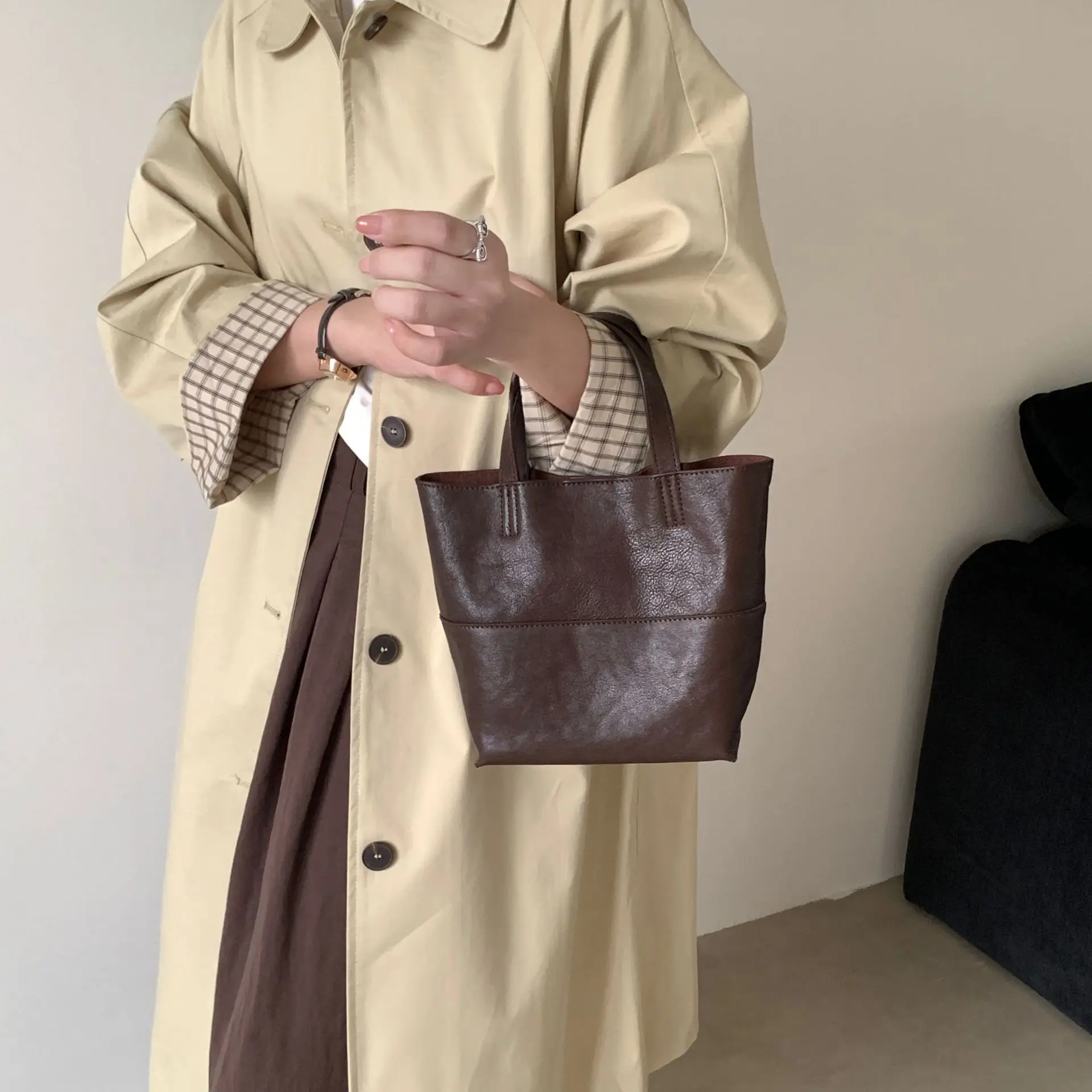 bolso-de-mano-de-piel-de-vaca-suave-bolso-de-moda-con-detalle-de-ala-bolso-de-hombro-minimalista-para-mujer-bolso-cruzado