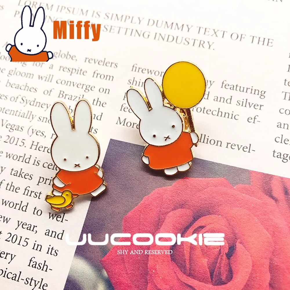 Kawaii Miffy Brosche Pin Niedliche Emaille Anstecknadel Charm Metall Accessoires Hut Kleidung Rucksack Dekoration Mädchen Geschenk