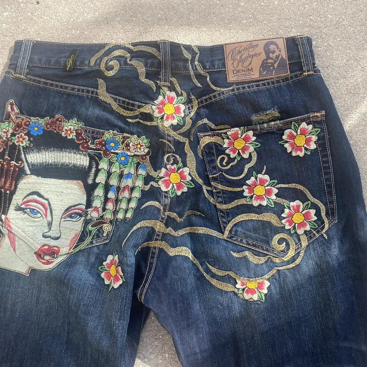 Vintage Japanese Women Embroidery Jeans High Waisted Baggy Straight Denim Pant Streetwear Jean Hot Stamp Studded Y2k Pants