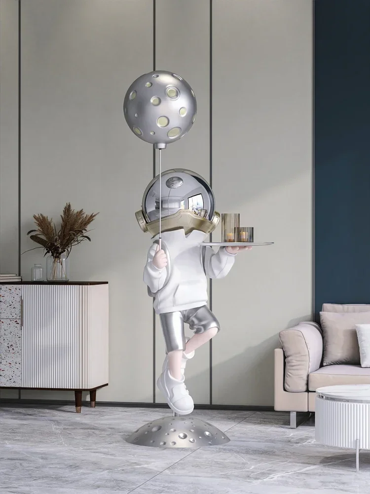 

S High-grade indoor home decor astronaut statue living room large floor tray sculpture entrance porch living room decoration