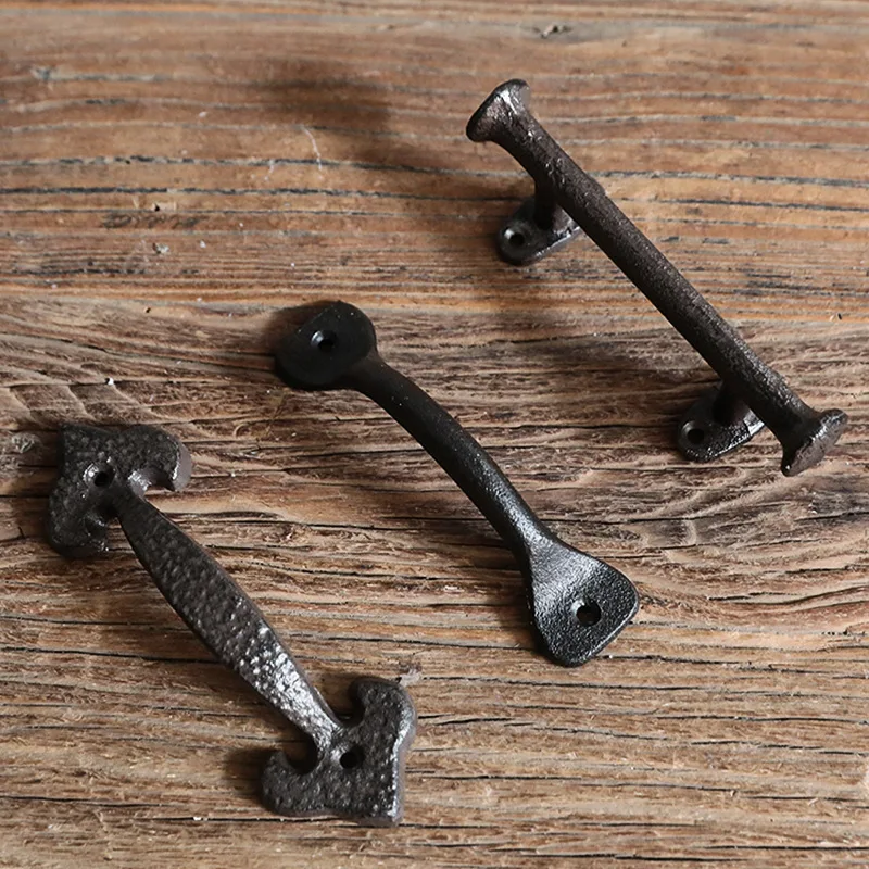 الأوروبي الرجعية الحديد الزهر مقابض الأبواب مقاومة للضغط الصدأ واقية أدراج خزائن مقابض حديقة فناء جدار الزينة