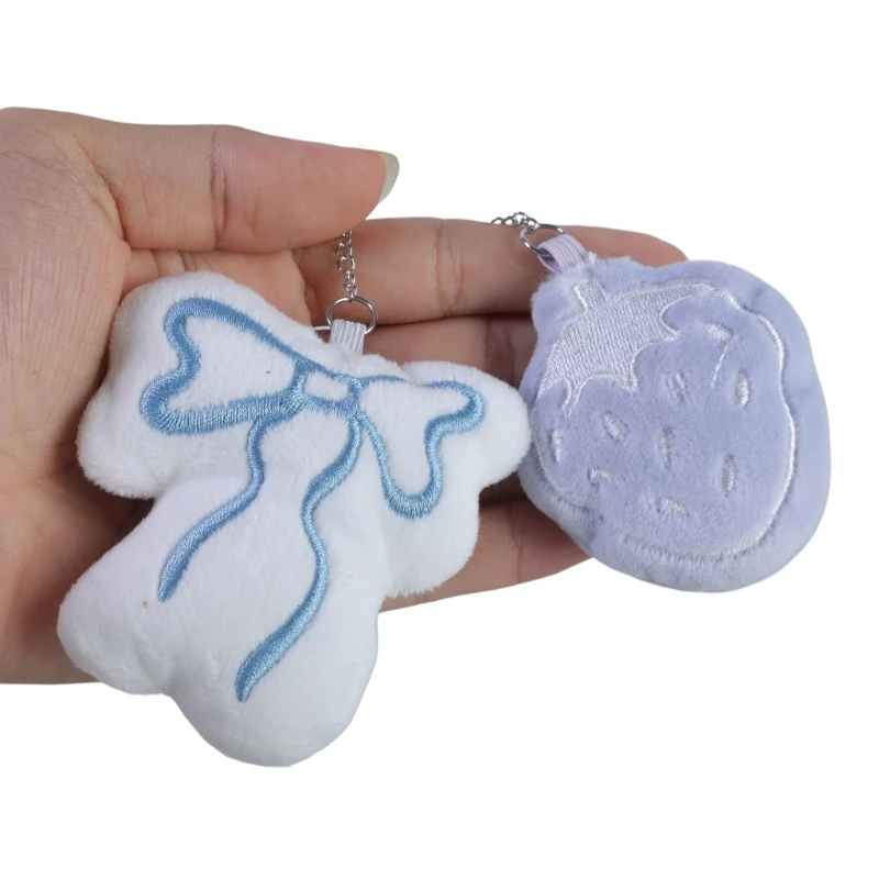 ตุ๊กตาสตรอเบอร์รี่ Bowknot พวงกุญแจจี้แขวนตกแต่งกระเป๋ากระเป๋าเป้สะพายหลัง Charm E0BE