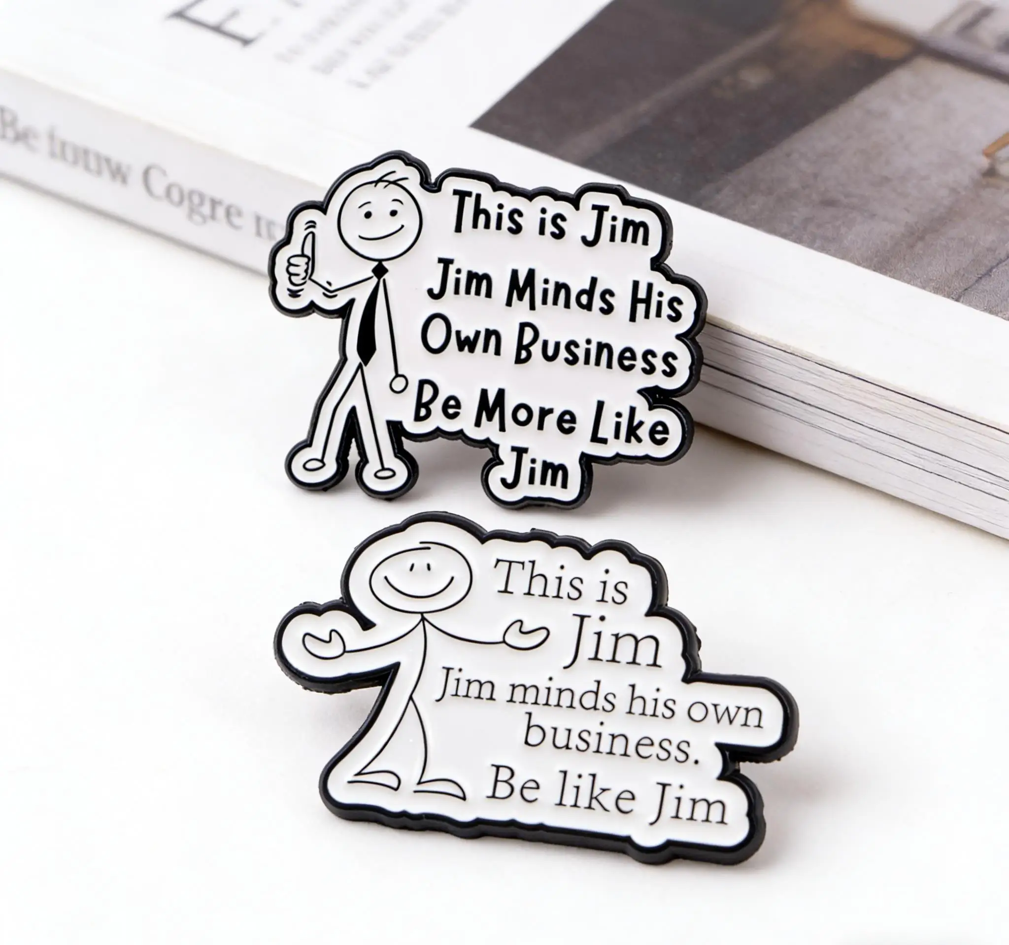 Dies sind Jim Quotes Emaille-Anstecknadeln für Reversnadeln, Abzeichen auf Rucksäcken, Kleidung, Accessoires, Modeschmuck, Geschenke für Freunde, 2 Stück