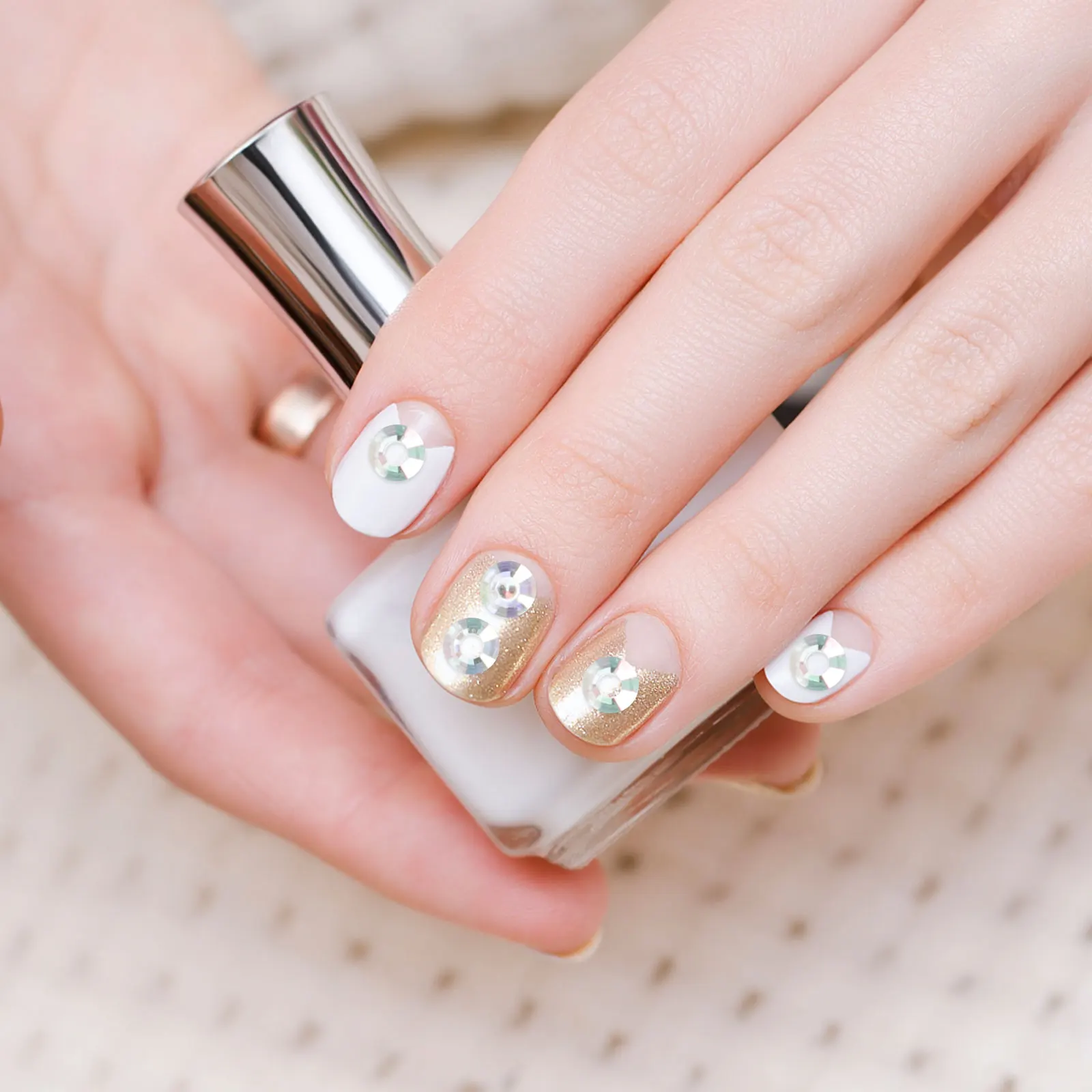 

4 Sheets Self Adhesive Pearl Rhinestones Nail Stickers Gems Face Child Beauty Craft Nail Supplies Tools