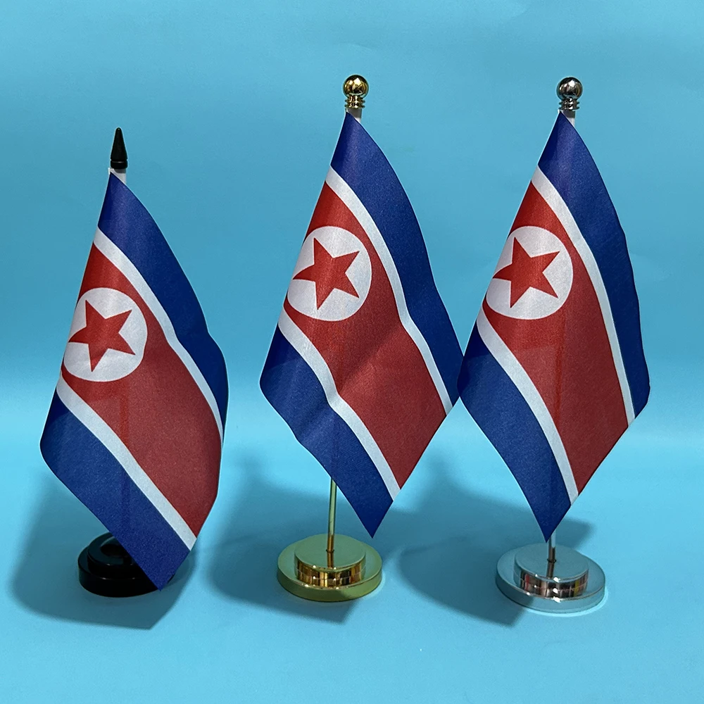(DRAGON FLAG) Drapeau de bureau de la Corée du Nord, 14x21cm, en polyester, drapeau national de la Corée du Nord, bannière de pays, ornements de bureau, drapeaux