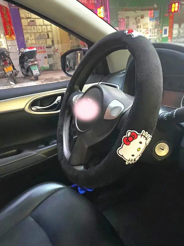 

Sanrio Hello Kitty Winter Plush Car Steering Wheel Cover Soft Warm Anti-Slip Universal Fit For Auto Steering Wheel All Seasons