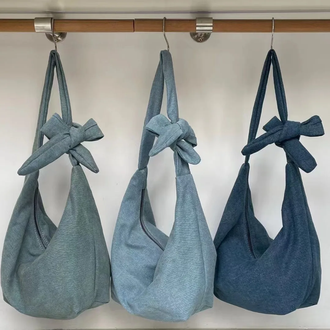 

Fashionable women's retro large capacity denim dumpling bag one shoulder and armpit versatile commuting canvas tote bag