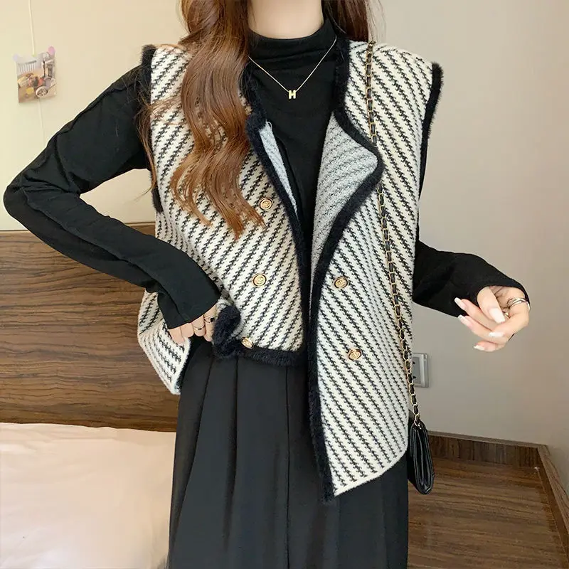 2022  large autumn and winter  velvet vest small fragrance black and white stripe vest coat thin cardigan  Button  Streetwear