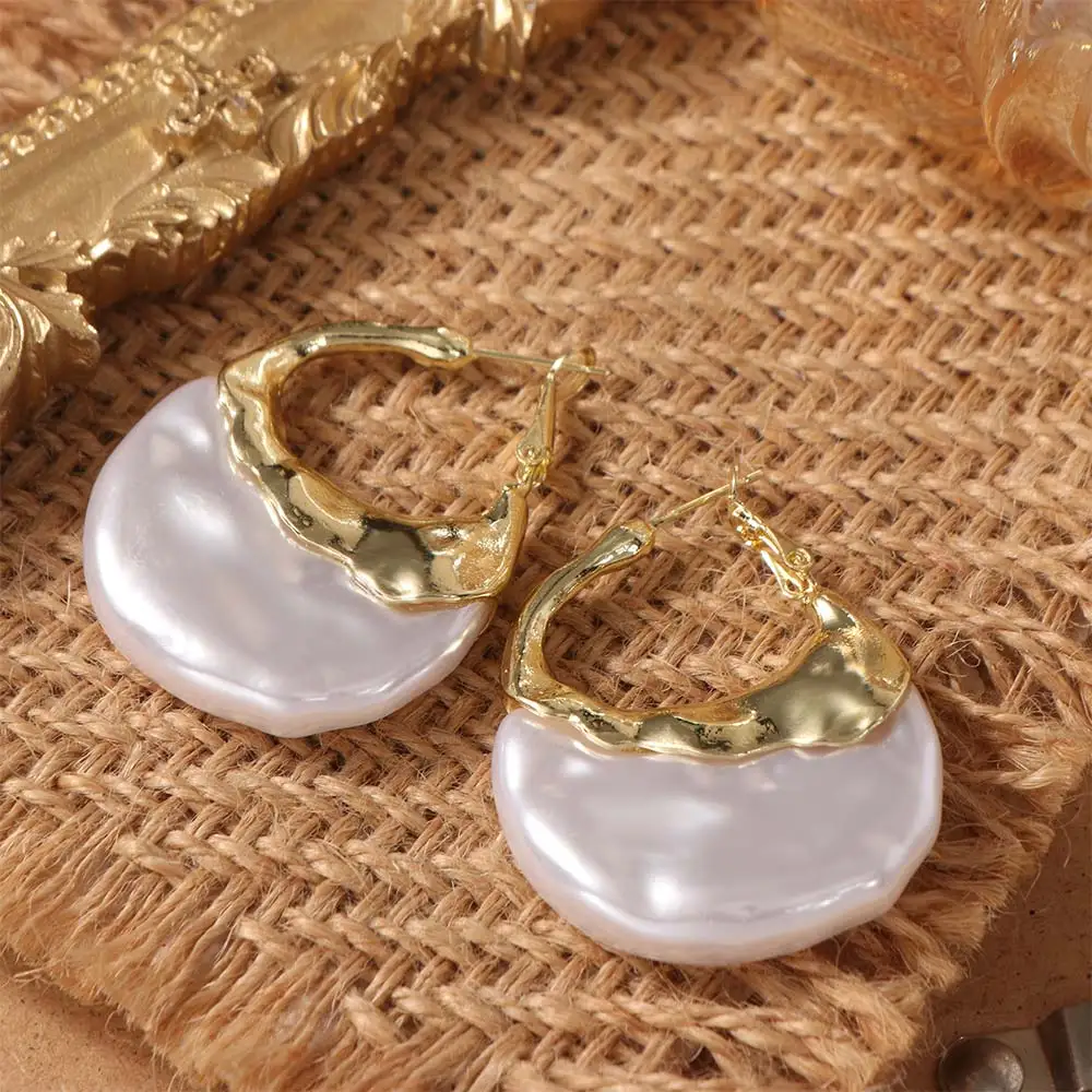 Retro Faux Pearl Earrings Irregular Shape Elegant Geometric Earrings French Wrinkled Texture Pearl Pendant Danglers