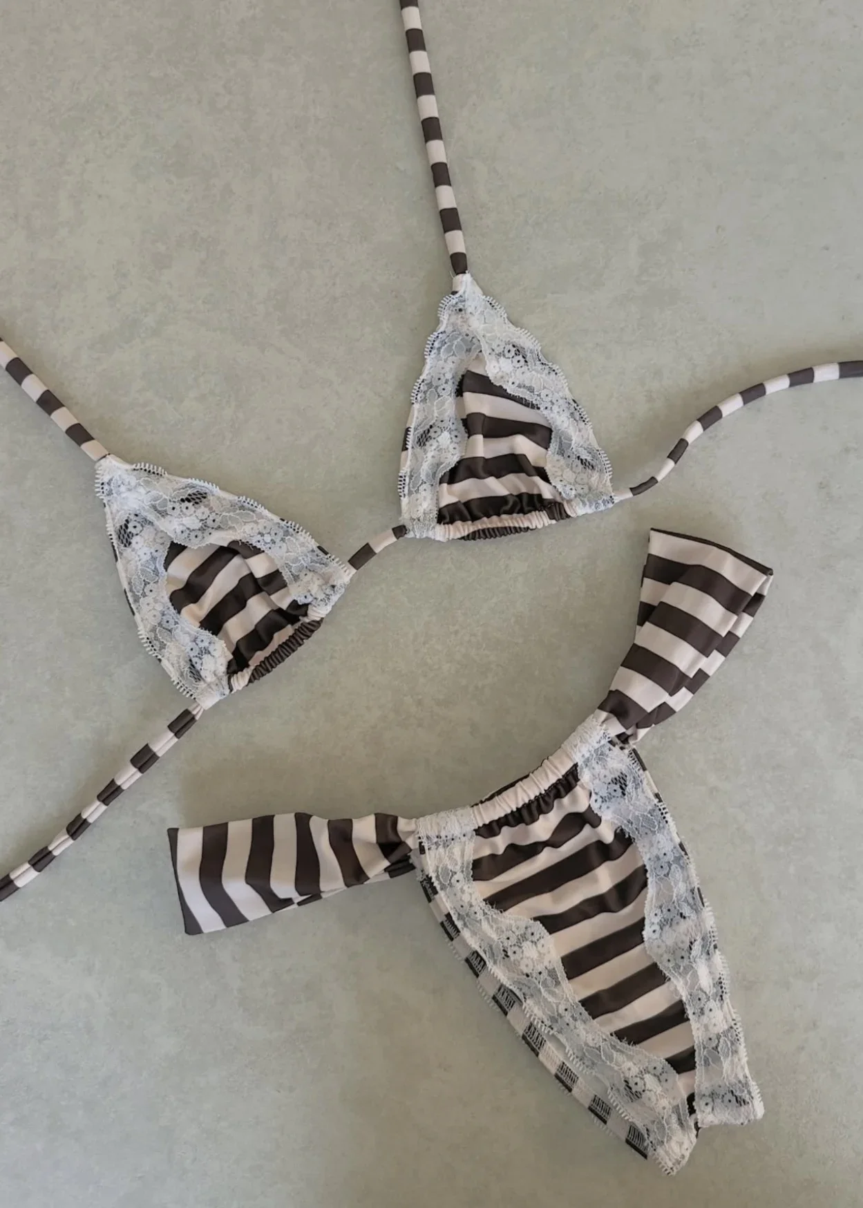 New Sexy Lace Patchwork Brazilian Bikini Set Female Halter Swimwear Women Print Halter Swimsuit Bathing Suit Biquini