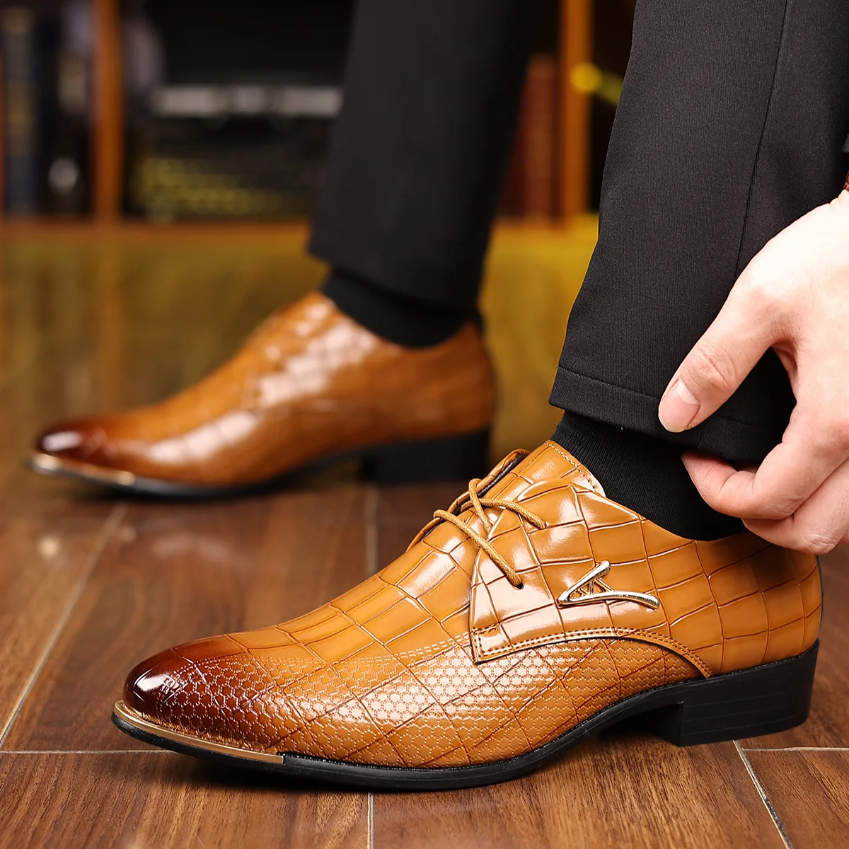 Soft Leather Shoes Men's Office Pointed Toe Men Business Formal Shoes Fashion Wedding Dress Shoes for Man Patchwork Party Shoe