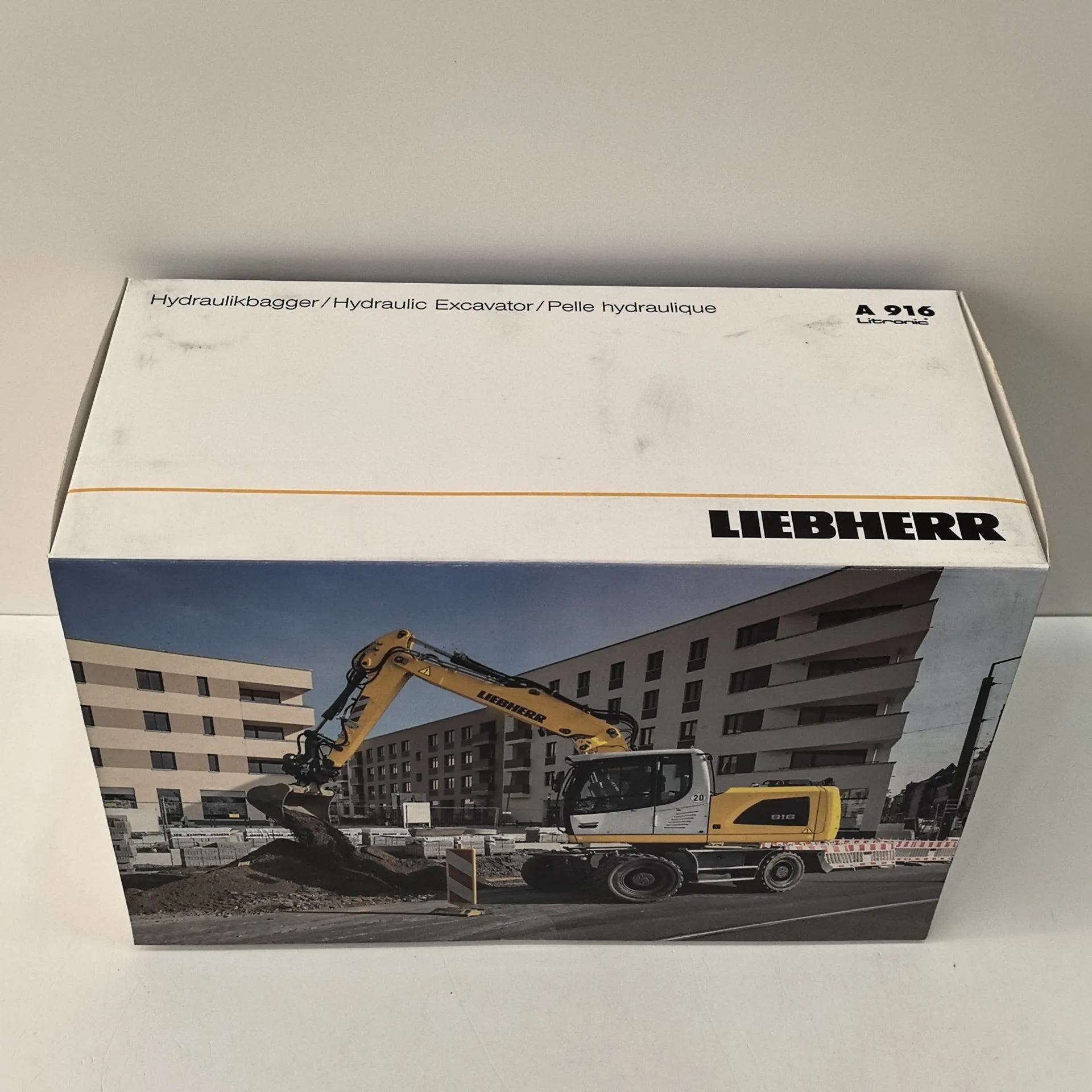 

Литой под давлением масштаб 1/32 LIEBHERR A 916 Liebherr, модель экскаватора E3J8, модель автомобиля из сплава, Коллекционная игрушка, подарок, сувенир, украшение для дисплея