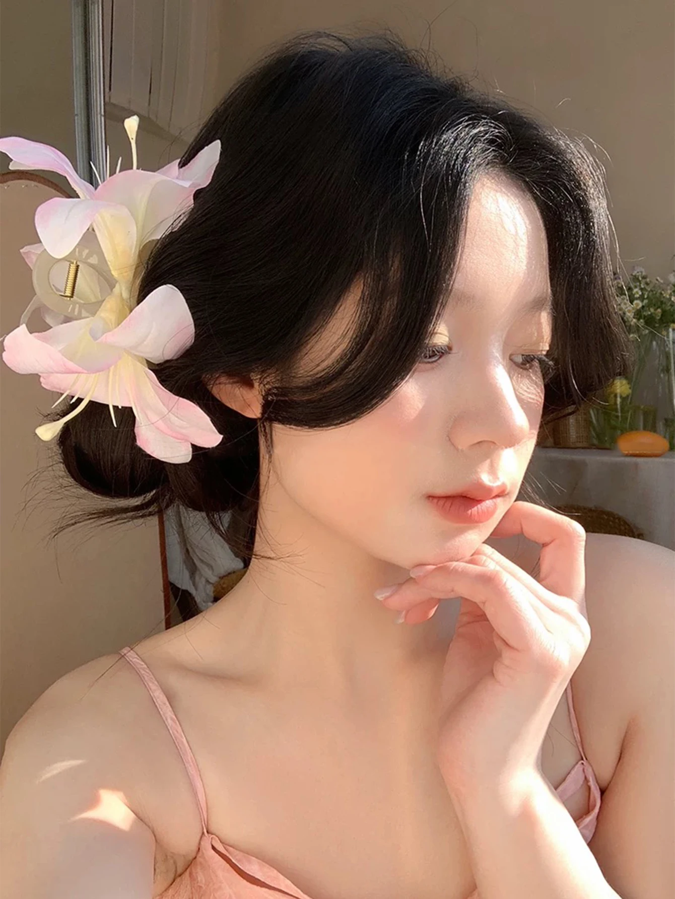 1 Pcs Pink Big Lily Flower Plastic Hair Claw Clips,Stylish Hawaiian Beach Party Hair Accessories for Women Wedding Hair Grips image 5