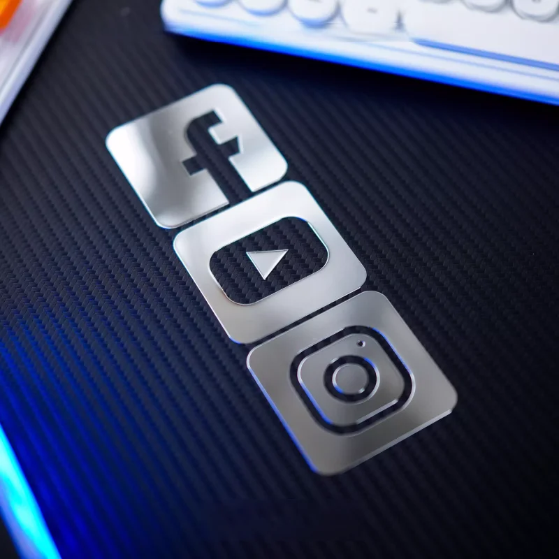 app-icon-personalized-and-creative-high-end-metal-stickers-game-console-tablet-computer-case-car-stickers