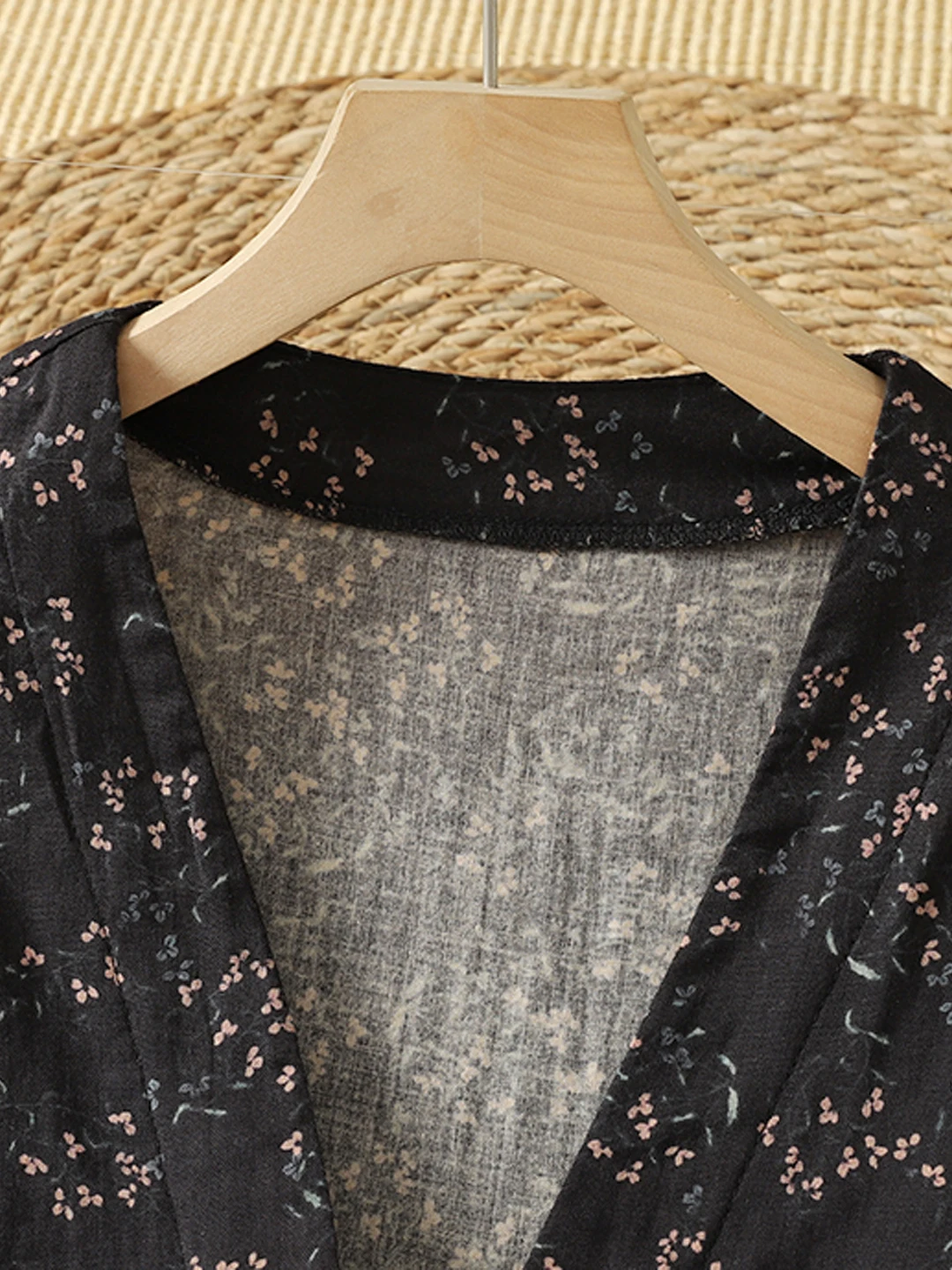 Retro Floral Print Cotton Jacket Women's Loose Fit Big Pocket Double Layered Slimming Top for Autumn Fashion Ladies' Wear