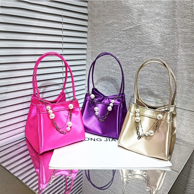 

KK Water Bucket For Women 2024 New Trendy Handheld Small Satin Pearl Chain High End Dinner Single Shoulder Underarm Bag