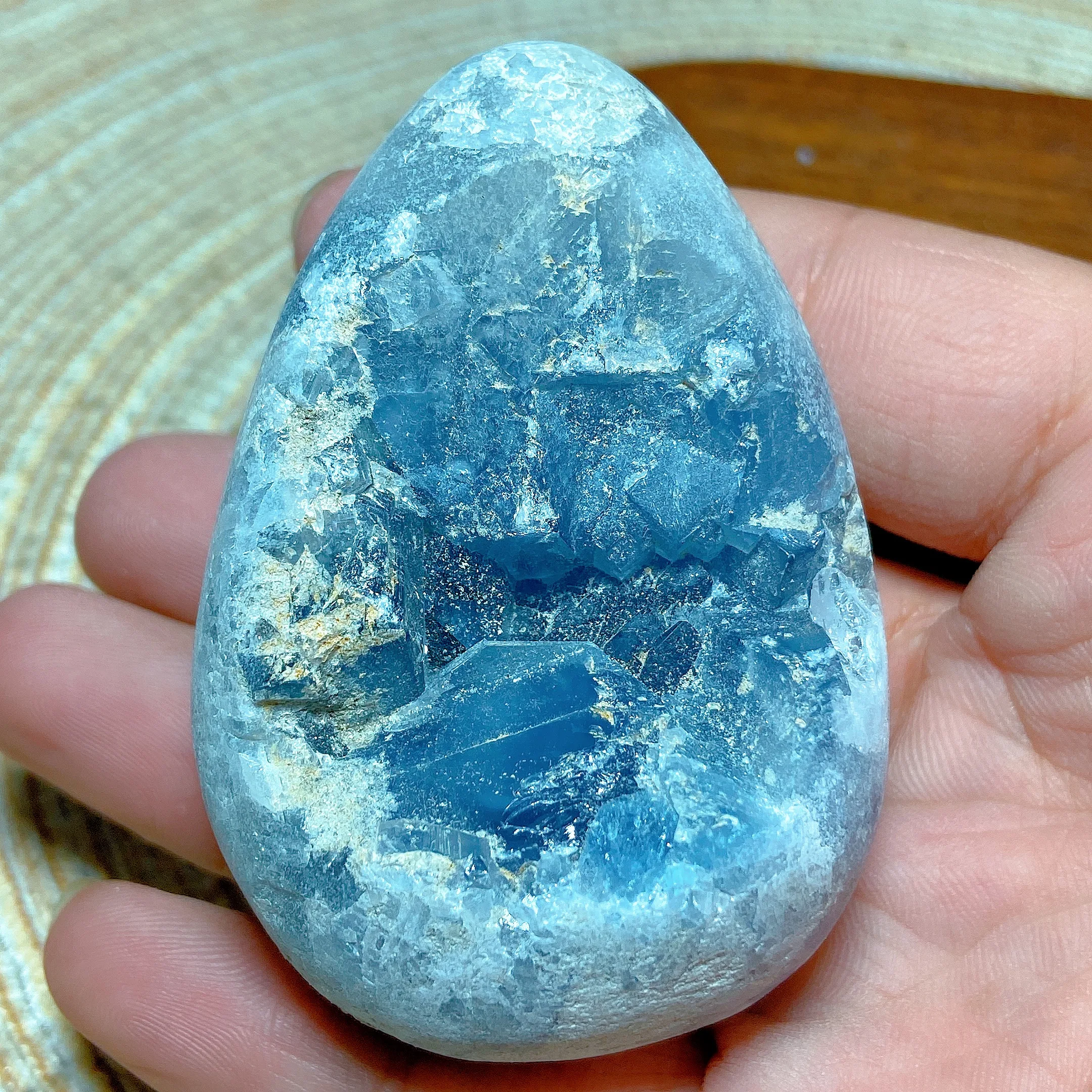 

Natural Crystals Healing Small Blue Celesite Geode Cluster Egg Specimen Raw Stone Gemstone Home Decorations Energy Holiday Gift