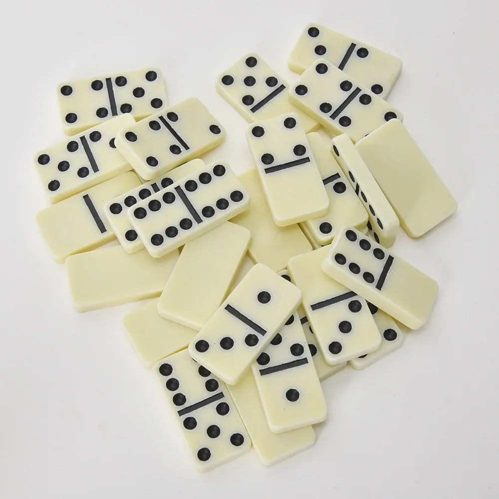 2025 新しい 14 ピースのドミノカードボード木箱ドミノセットゲームパズルボードゲームテーブルゲームチェスは卸売 a001 することができます