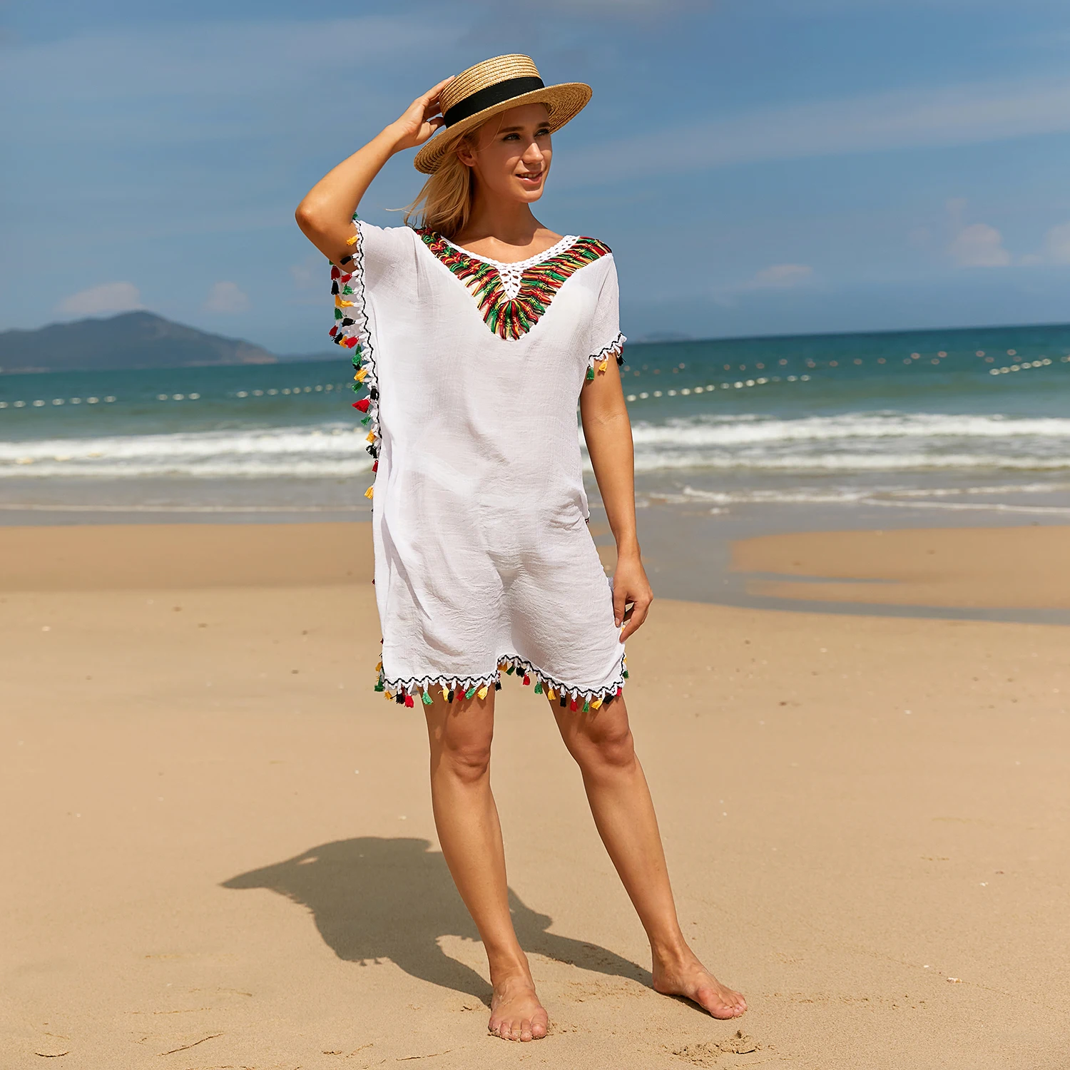 لون اليد الكروشيه الرقبة جوفاء الرقبة بيكيني التستر فستان الشاطئ للنساء شرابات مهدب الصيف فستان الشمس أبيض أسود