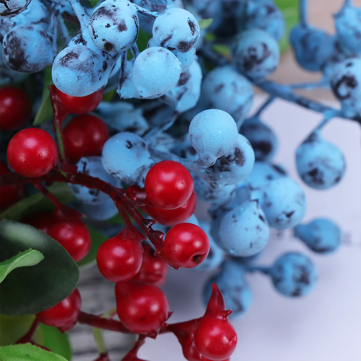 

10Pcs Realistic Artificial Blueberry Berries Fabric Simulated Fruit for Christmas Holiday Party DIY Craft Home Decoration