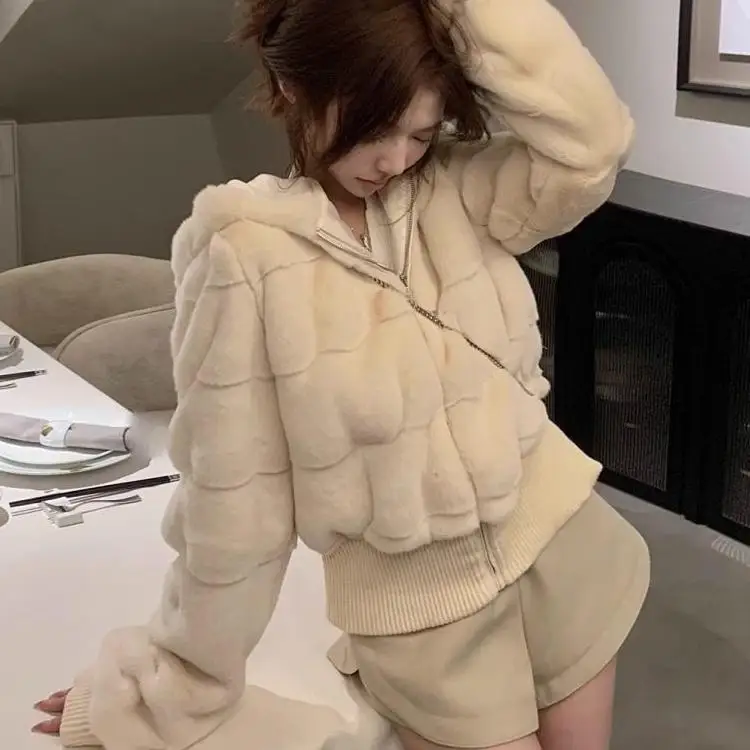 

Winter New 2025 Young Sle Thiened ort Coat with Hat Mink Fur Women's Eco-friendly Leathercoat Korean Version Long Sve