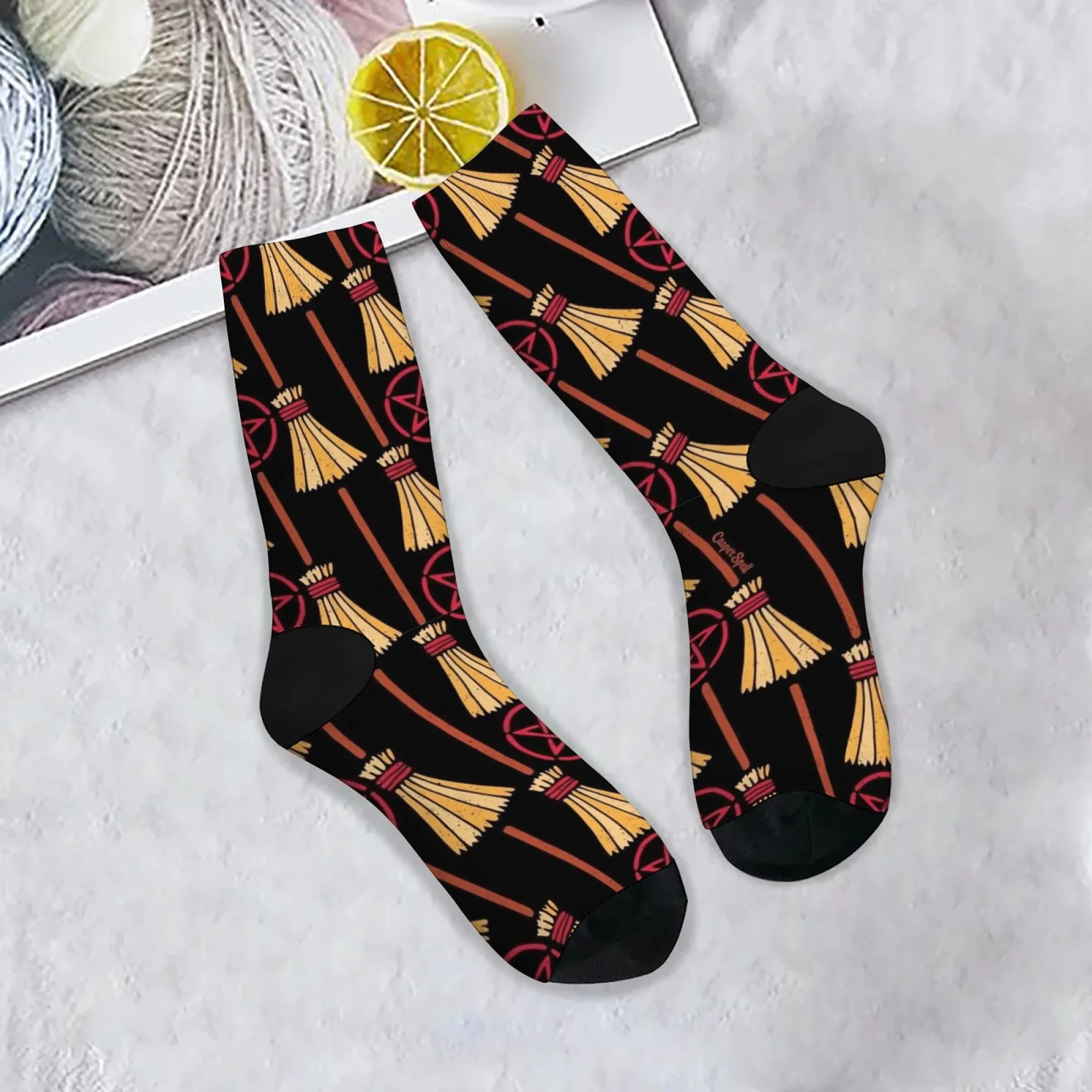 Magic Circle Broom Art Socks Skin-friendly Breathable Smooth Men's Socks Hiking Fitness Camping Novel Funny Joyful Graphic Socks
