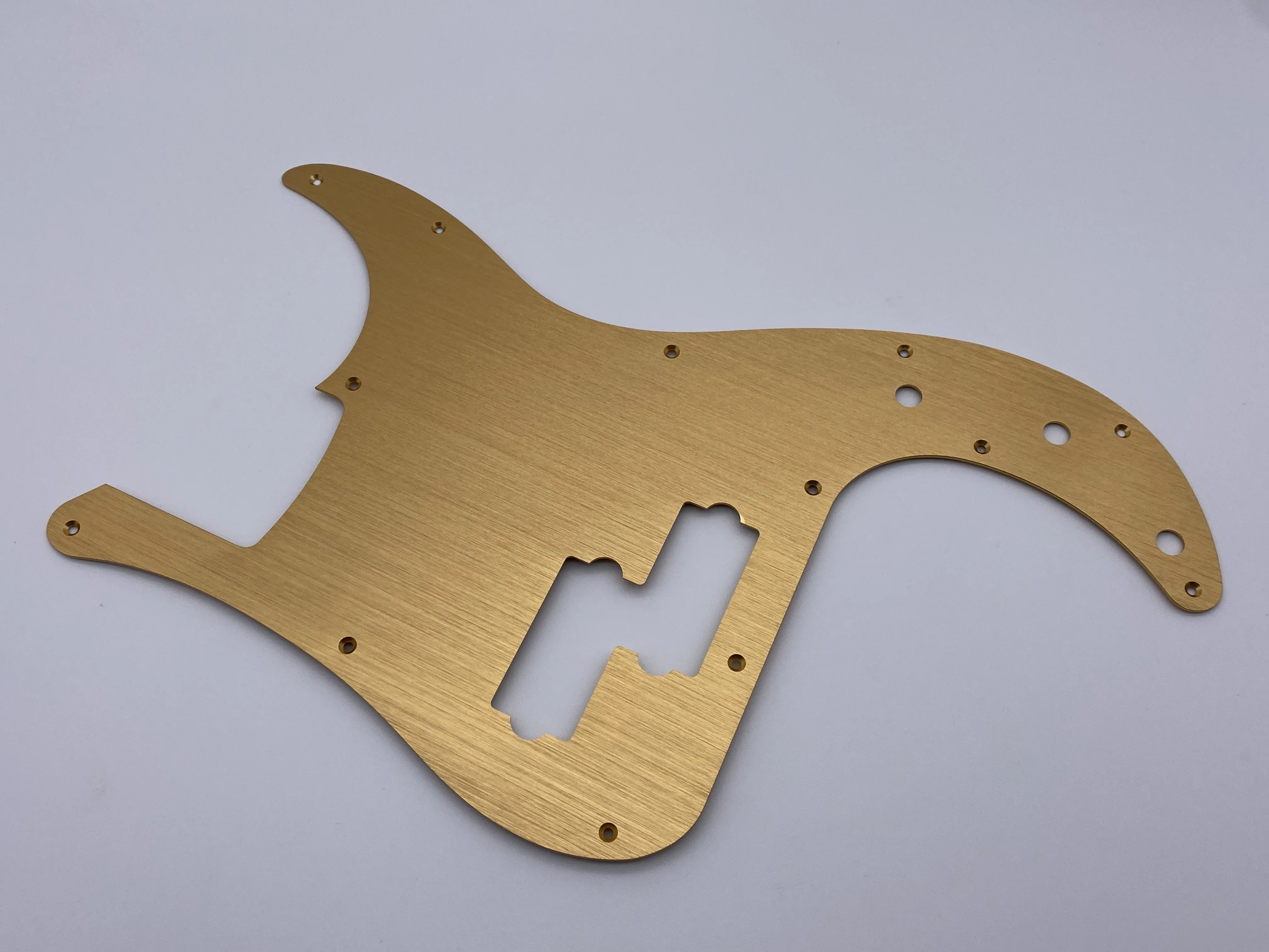 Fend PB P Bass Pickguard Pick Guard Guitar Scratch Plate 13 Hole 4 Strings Electric Bass Parts Aluminum alloy material