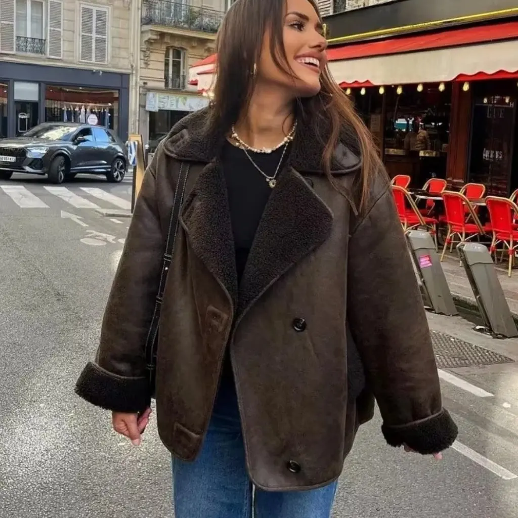 Cárdigan de una sola botonadura con solapa holgada para mujer, versión grande, chaqueta integrada de piel para otoño e invierno, nuevo estilo americano