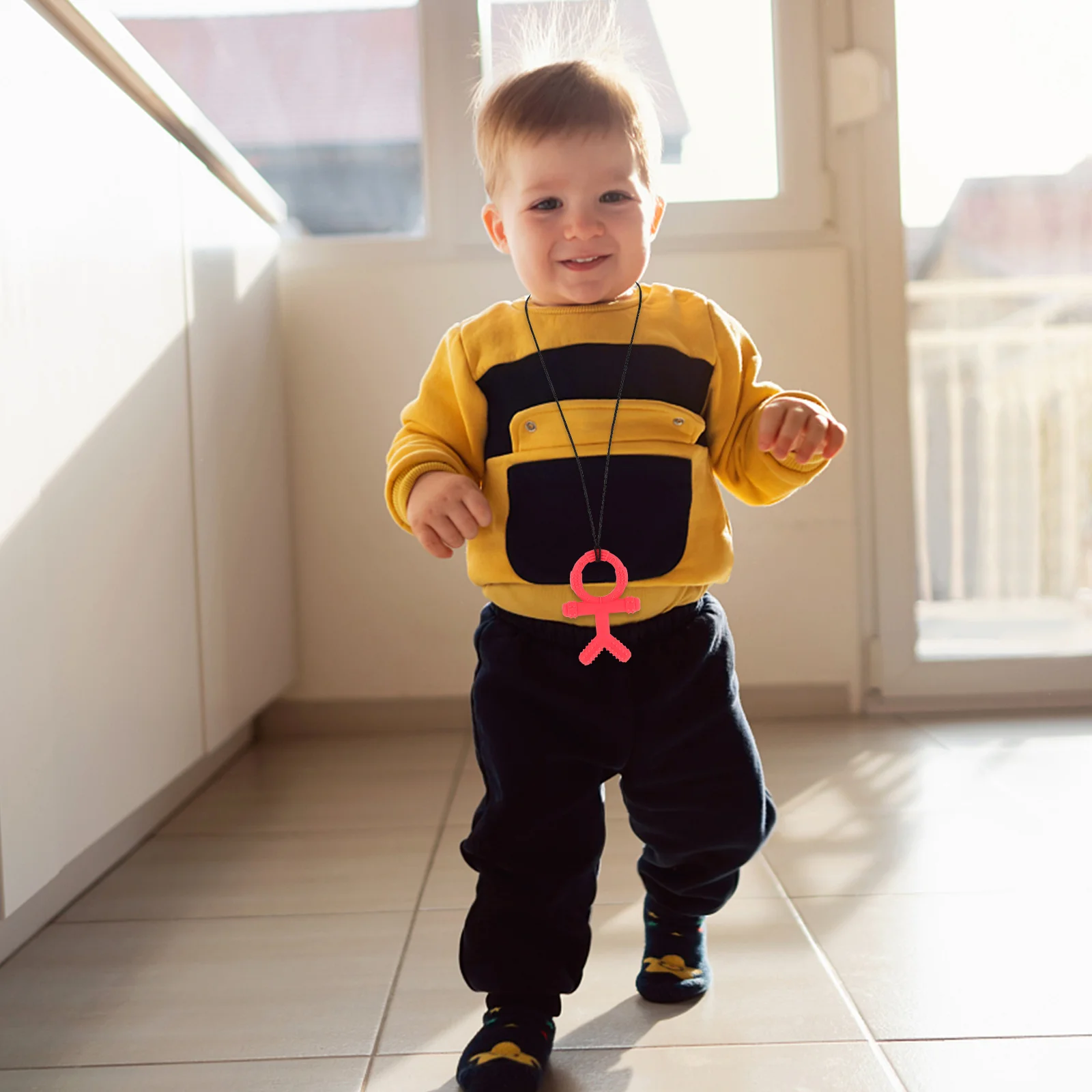 

Teether Soothing Molar Chewing Pendant Anti-Drop Educational Handled Infant Chewing Pendant Chewy Necklace Teething Toy