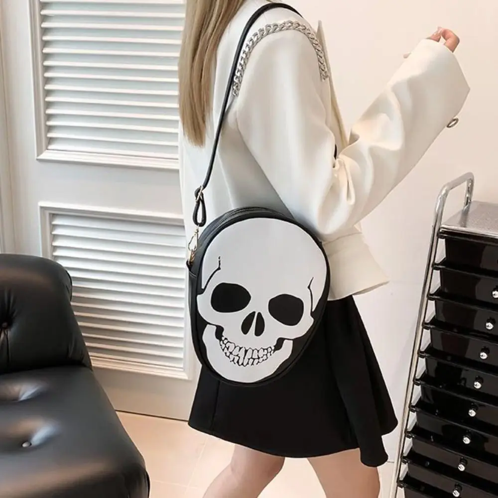 

Portable Creative Halloween Skull Shoulder Bag Devil Purse Ghost Crossbody Bag Gothic Novelty Leather Candy Bag Women