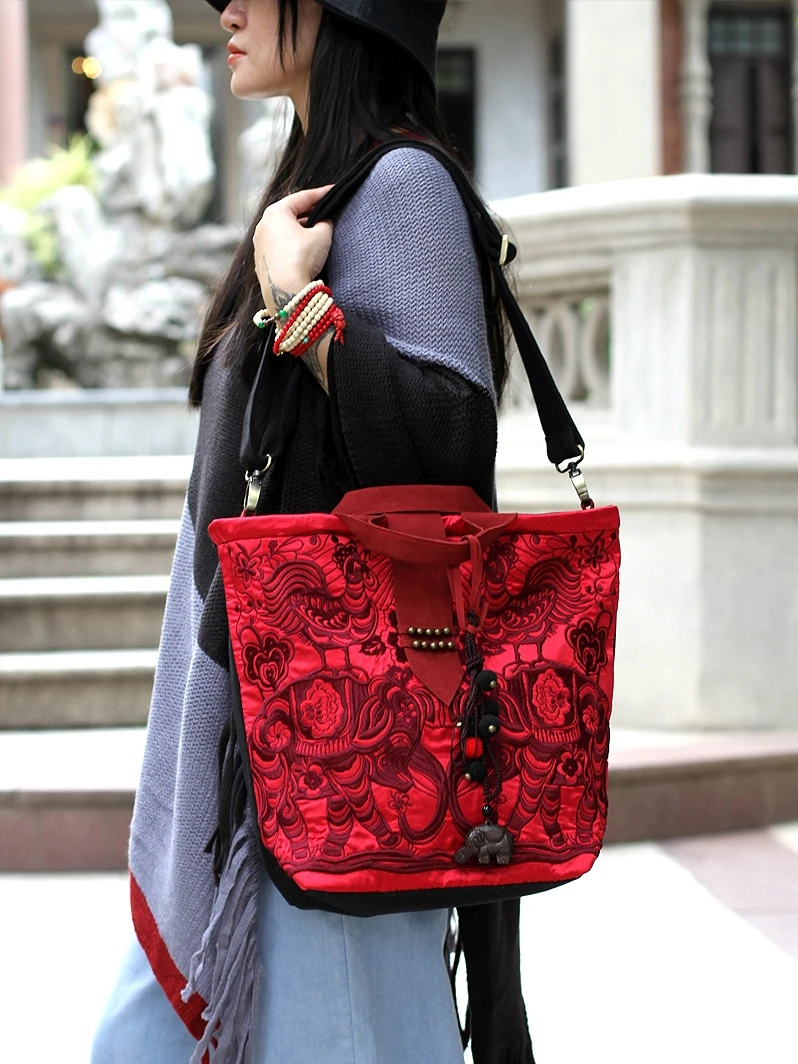 Ethnic Style Embroidered Canvas Festive Chinese Retro National Fashion Travel Handbag Shoulder Messenger Bag