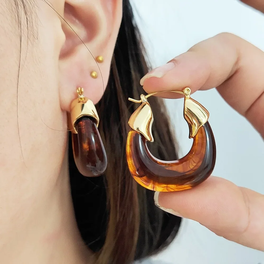 Retro Temperament Transparent and Red U-shape Hoop Earrings for Women Charm Amber Acrylic Korea Earring Jewelry Accessory Gift