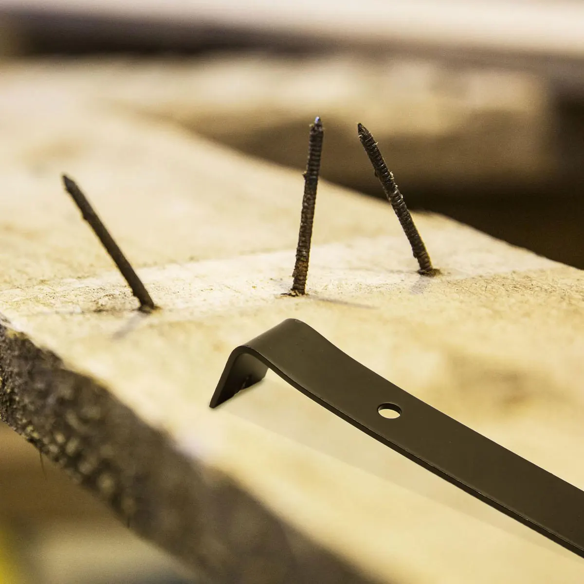 

Staple Remover Nail Puller Durable Carbon Steel Lightweight Compact Office School Carpenter Tools Pry Bar Hand Tool