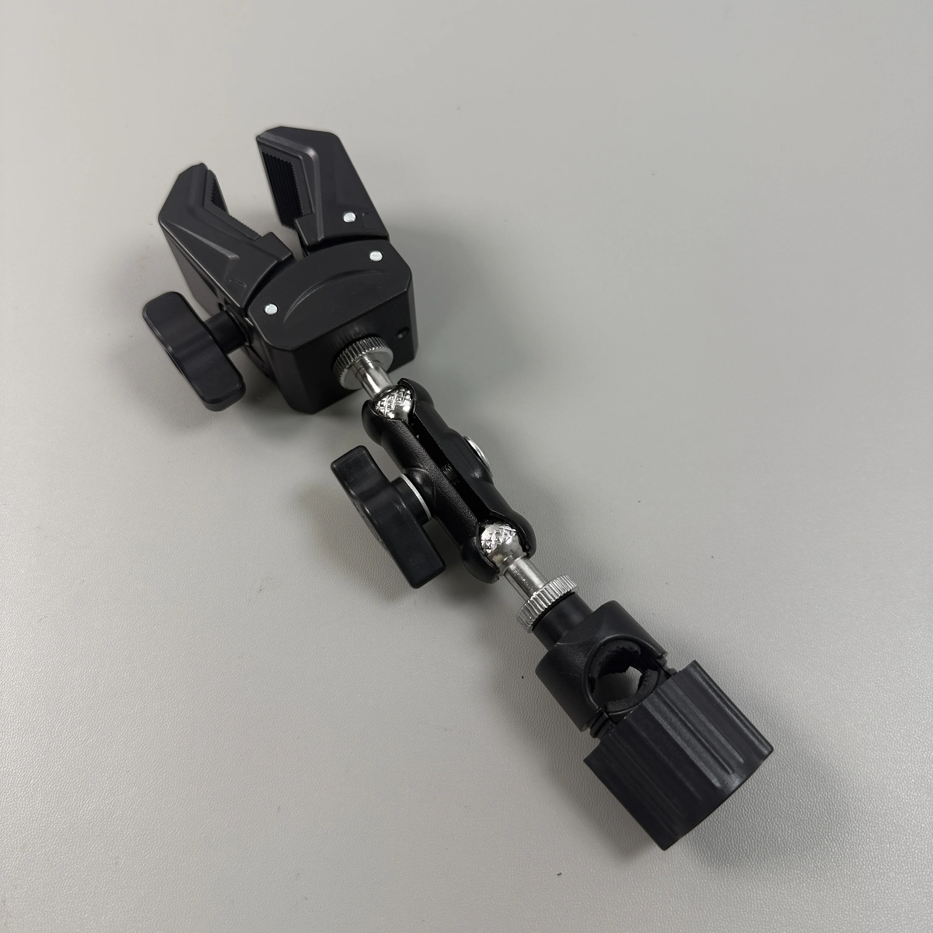 

360 Degree Rotatable Metal Clamps for Circular Tubes Rearview Mirror Brackets Suitable for Riding Flashlights