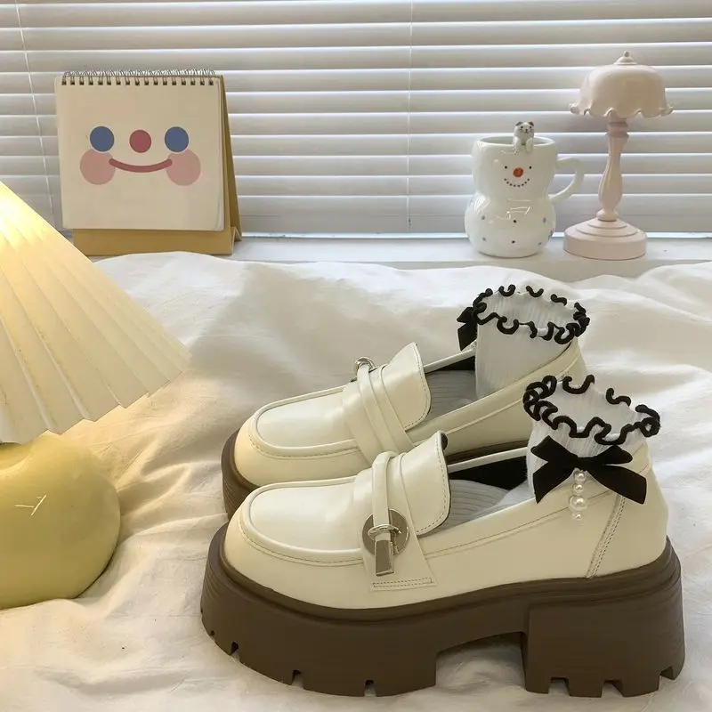 

Women's White Thick Sole Platform Loafers Mary Janes 2026 Spring New Retro Chunky Heel Casual Dress Shoes