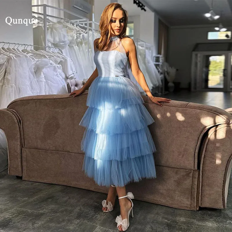 

Qunque Tiered Tulle Evening Dresses Halter Modest Women Prom Gowns Wedding Guest Outfits Tea Length Robes De Soirée Customized