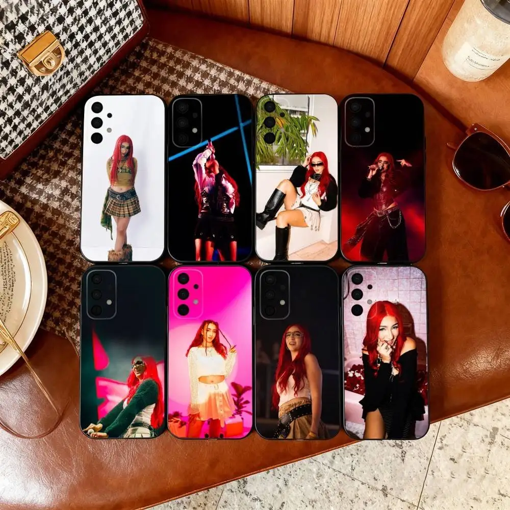 Singer D-De L-La R-…