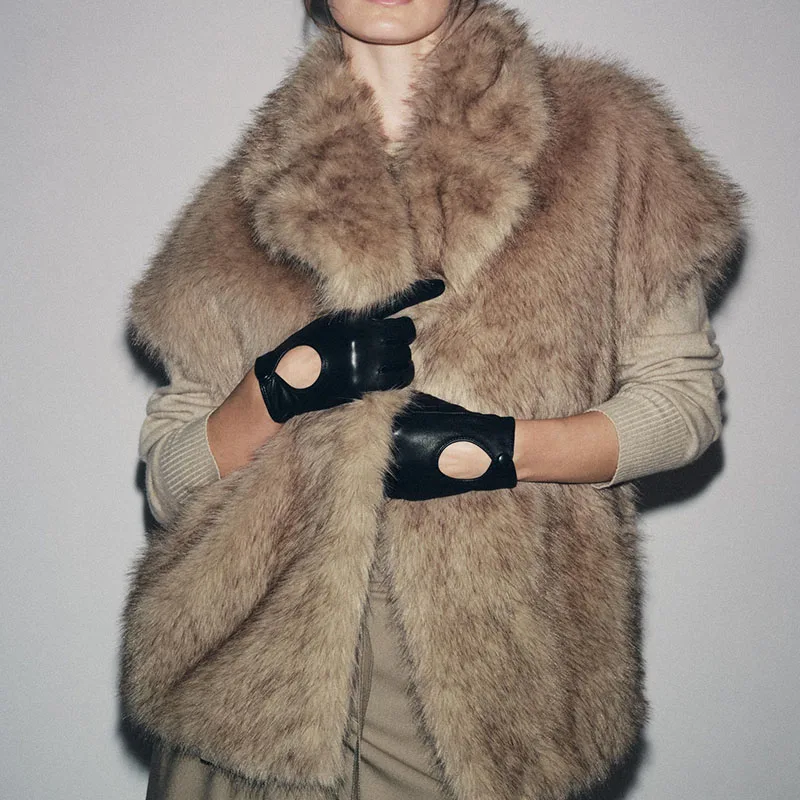 Ele Artificial Fur Vest New Arrival Autumn 2025 Ladies Faion Stand Fit ort Outerwear Collar Design Other Material